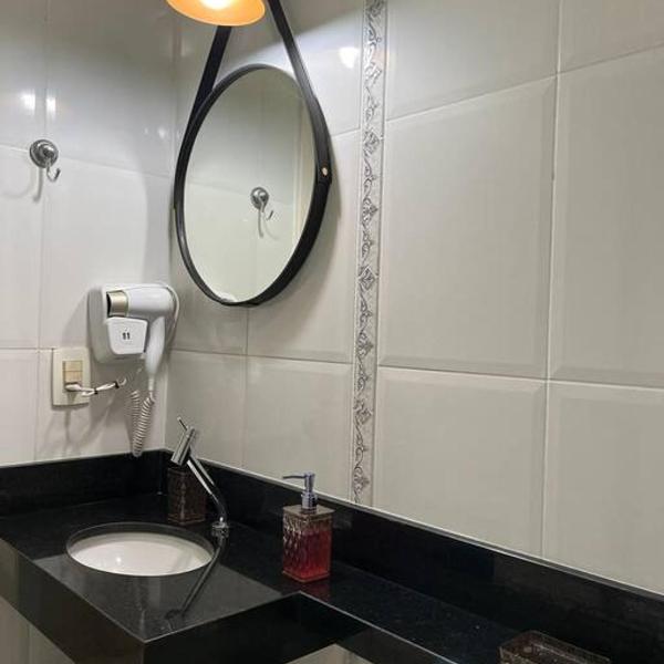 Apartamento 23A para 6 pessoas com Piscina e Churrasqueira no Cond Torremolinos Beach a 80m para Pé na areia na Praia da Enseada Ubatuba - Foto 3
