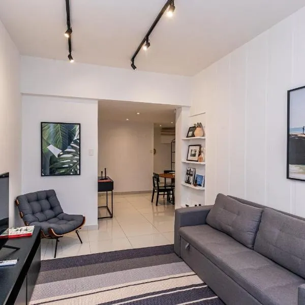 Apartamento Moderno a 300 m da Praia do Leblon