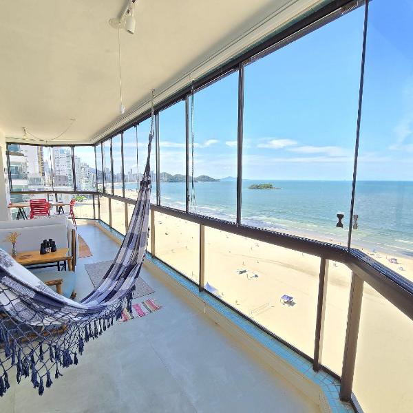 Apartamento Frente Mar 4 Suítes no Centro de Balneário Cambori
