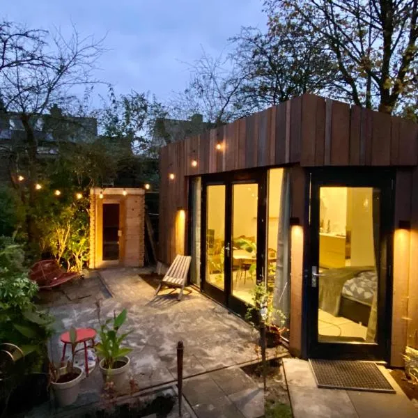 Garden Guest house & Sauna, hotel v destinaci Deventer