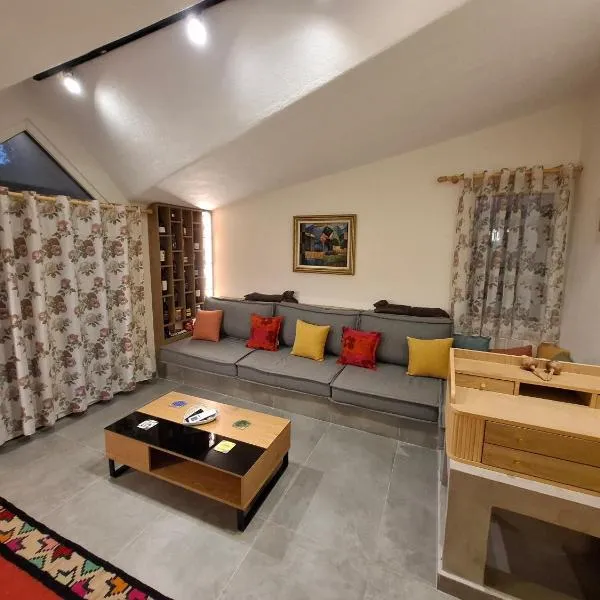 Domin Apartment, Golem, Durrës, khách sạn ở Golem