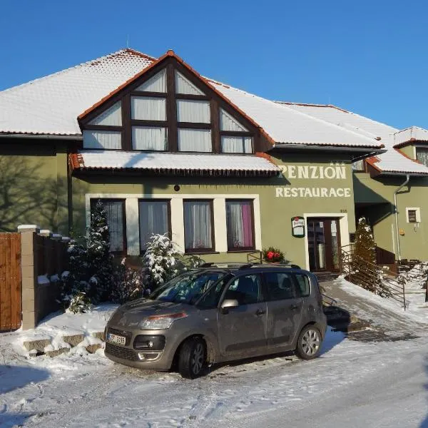 Penzion U Kašných, hotel i Mníšek pod Brdy