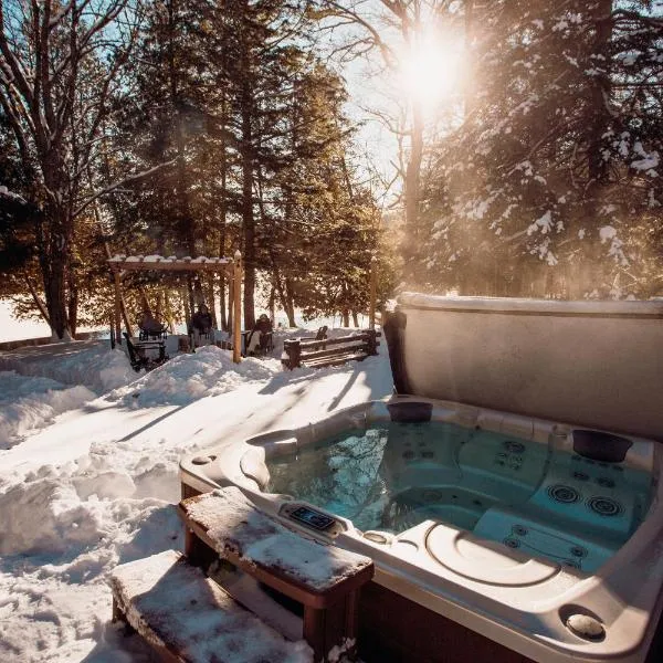 Cottage Le Petit Renard Waterfront & Jacuzzi, hotel v destinaci La Conception