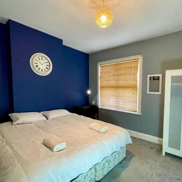 베드워스에 위치한 호텔 Stylish 3-Bedroom Home!