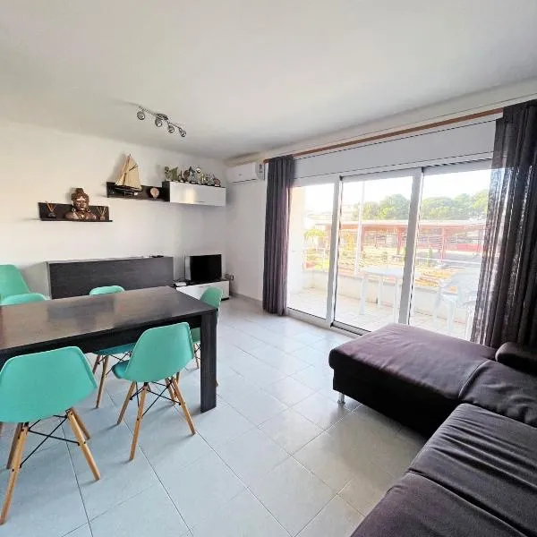 Apartamento de 3 habitaciones en el centro, hotel v destinácii L'Escala