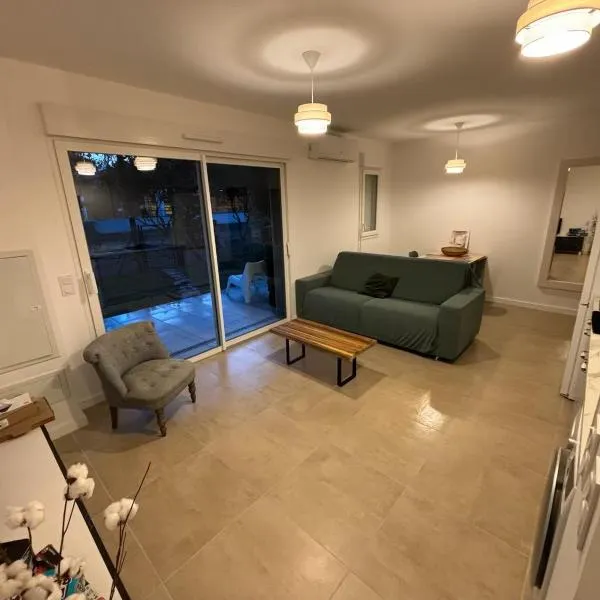 Appartement rez-de-chaussée, hotel v destinácii Lit-et-Mixe