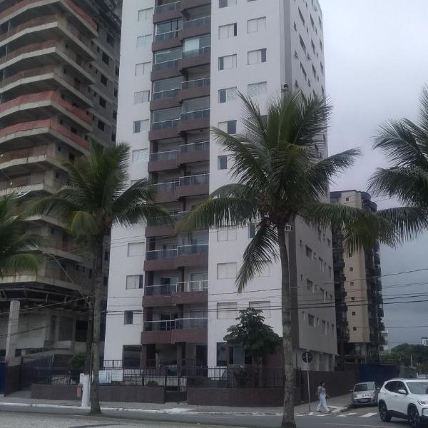 2 dorm Praia Grande disponível