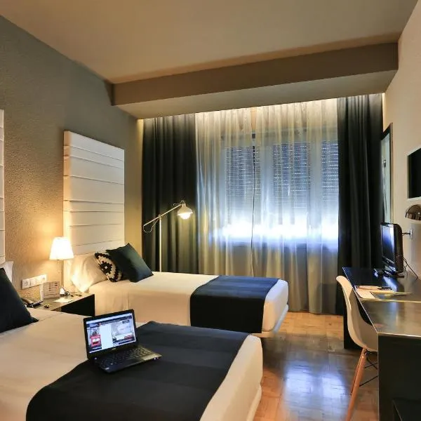 Hotel Leyre, hotell sihtkohas Pamplona