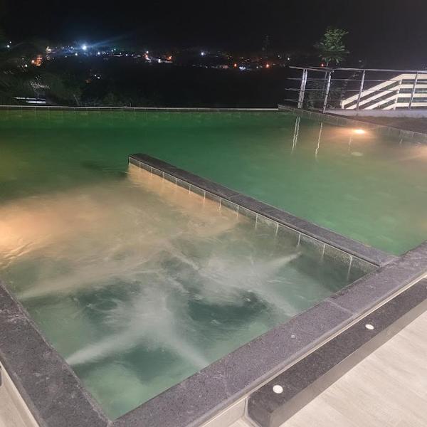 Duplex 3 suítes Ar wifi e vista total da orla - Foto 4