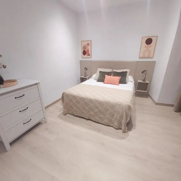 Salvador House II, hotel in Elche