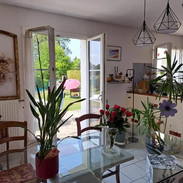 Chambre au coeur de la Sologne – hotel w mieście Romorantin