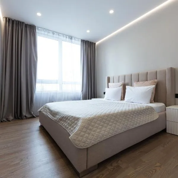 Nyvky Like Home - Файна Таун з басейном - Кв 80, hotel en Kiev