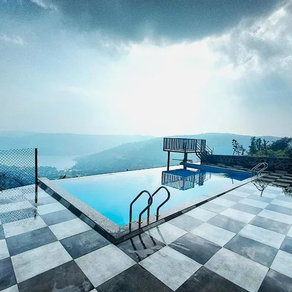 Vinayaka Stays - Infinity Pool and Breathtaking Valley View, hotel in Panchgani