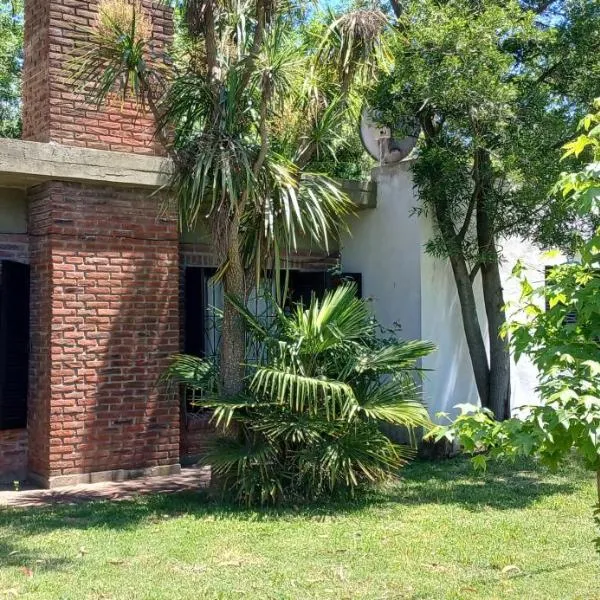 Cabaña LAS PALMAS, hotel in Santa Clara del Mar