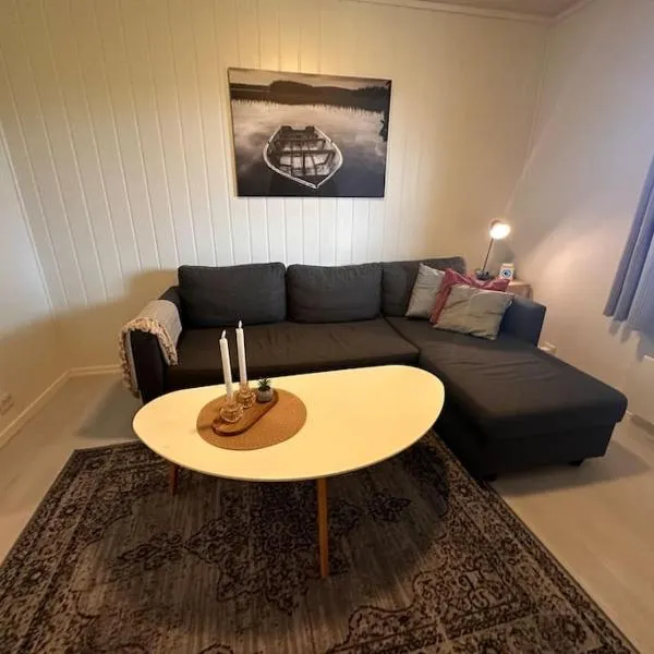 Studioleilighet sentralt i Alta med eget soverom, hotel in Alta