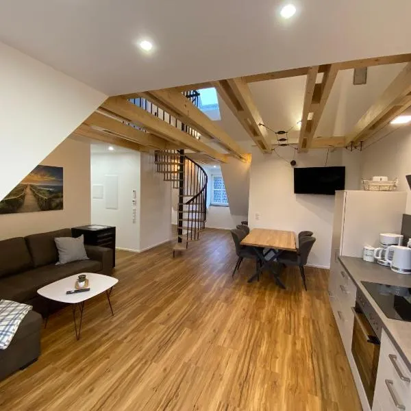 Ferienwohnung Scheuring 2 OG Süd, hotel in Nordheim