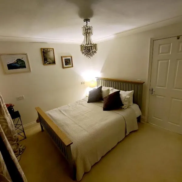 Private double room with bathroom, hotel v destinaci Stowey