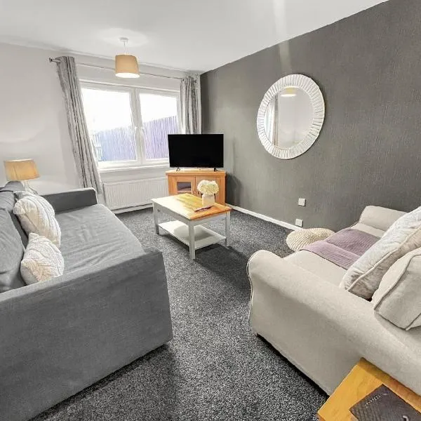 Spacious - 2 Double bed - City Home - Sleeps 6 - Free Parking, hotel v destinaci Hereford