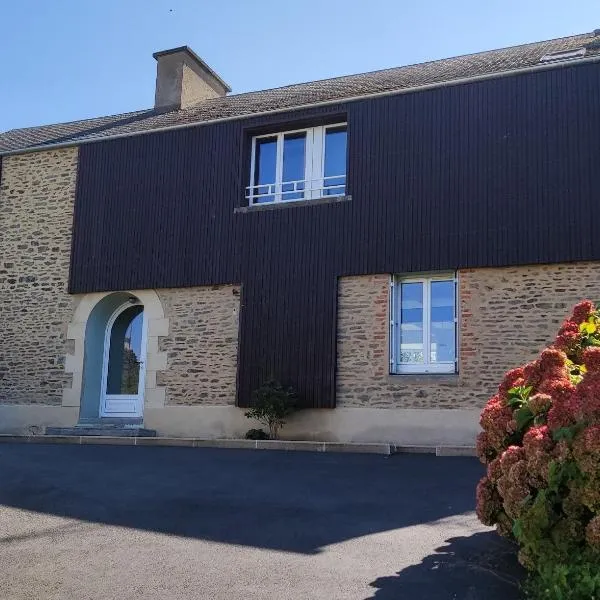 Le Petit Moulin Rouge, B&B, SDB en-suite, parking privé gratuit, hotel v destinaci Beauvoir