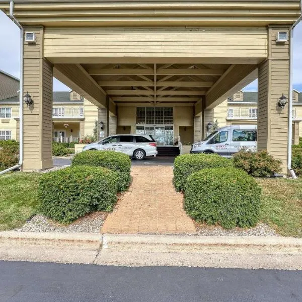 Comfort Suites Appleton Airport, hotel v destinaci Appleton