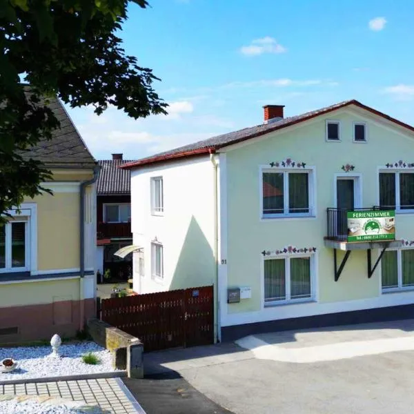 " Haus am Golfplatz" private Unterkunft, Hotel in Stegersbach