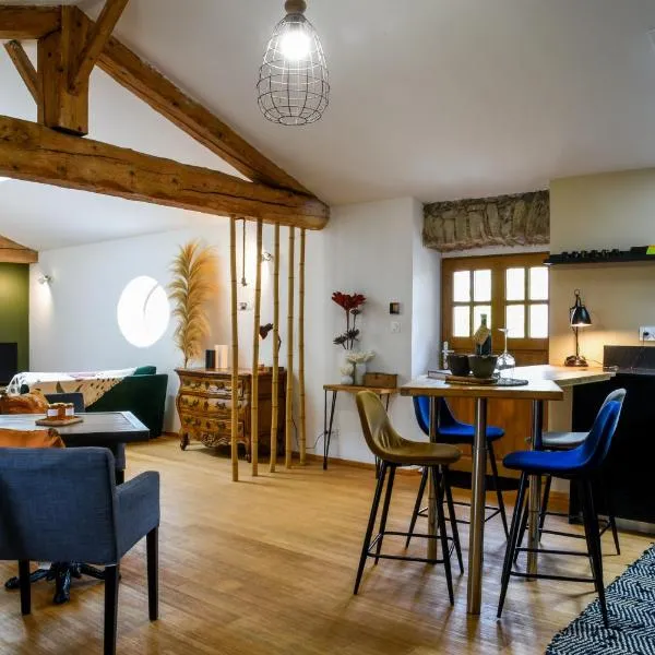 L'Autre Jardin, centre historique, calme, garage gratuit โรงแรมในเมียร์พัวซ์