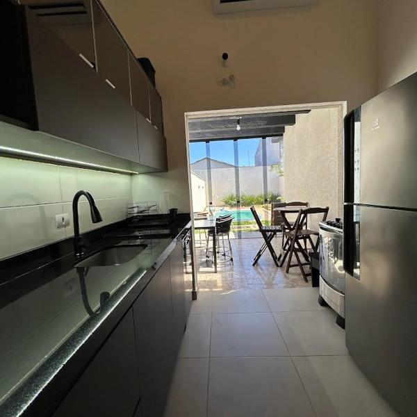 Casa com piscina e conforto garantido