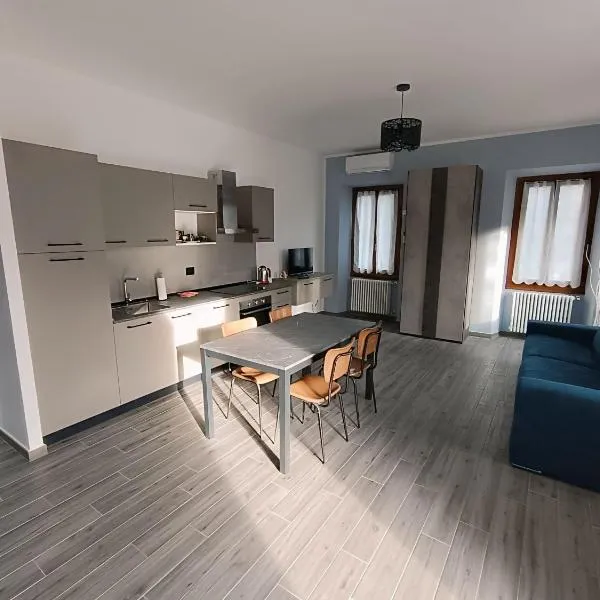 Casa del Cerbiatto, Lake Como a 5 chilometri da Argegno, hotel in Castiglione dʼIntelvi