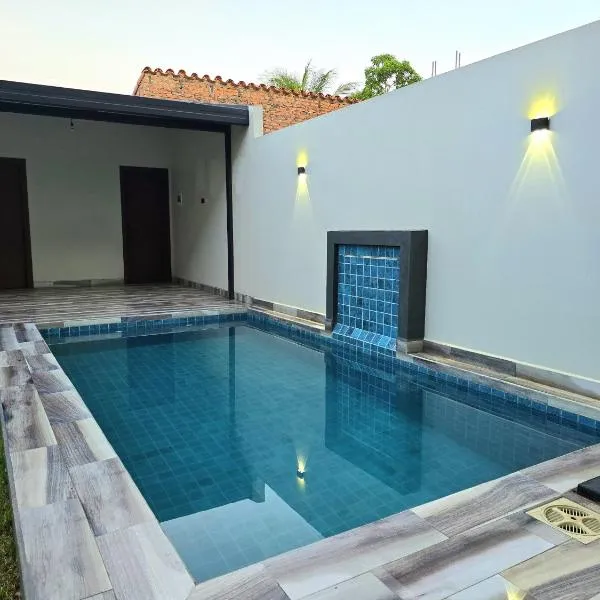 Hermosa Casa Vacacional con piscina privada cerca del Aeropuerto, hotel v destinaci Vila El Carmen