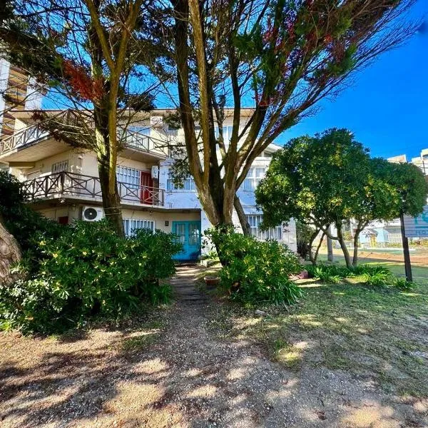 Romina Art Hotel, hotel en Villa Gesell