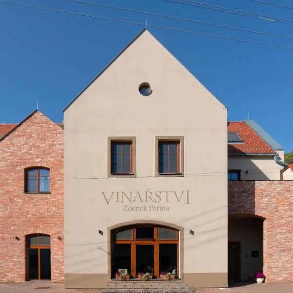 Vinařství Peřina, hotel v destinaci Klentnice