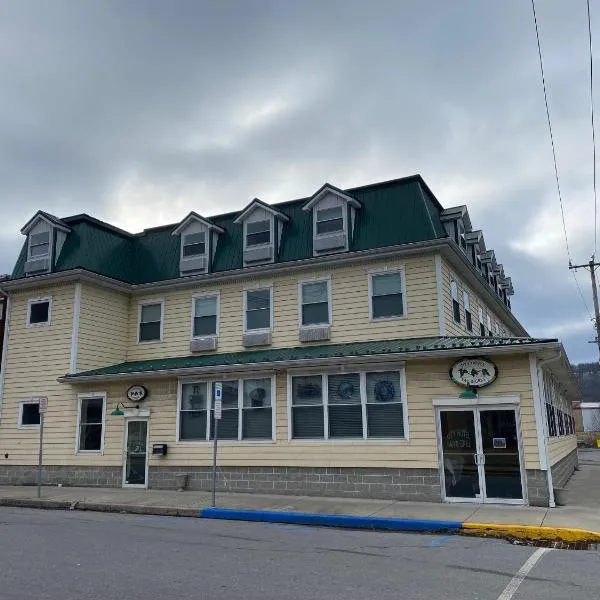 The City Hotel Bar & Grill, готель у місті Northern Cambria