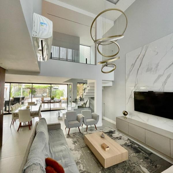 Casa em Camboinhas a 150m da praia