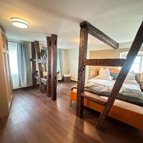 Hotel Adler am Schloss, hotel v destinaci Bönnigheim