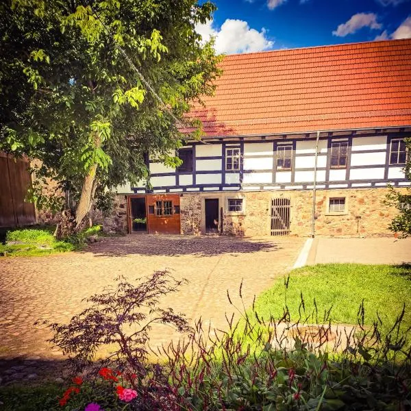 Schwalbenhof, hotel v destinaci Lommatzsch