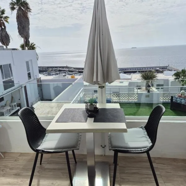 Las Terricitas Old town Apartment、プエルト・デル・カルメンのホテル
