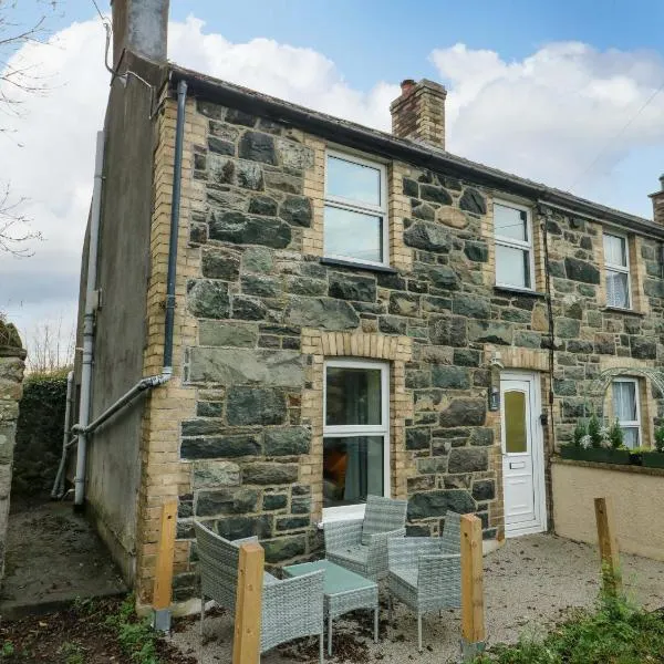 1 Dinas cottages，位于卡纳芬的酒店