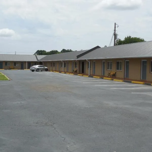 River Heights Motel, hotel in Crump