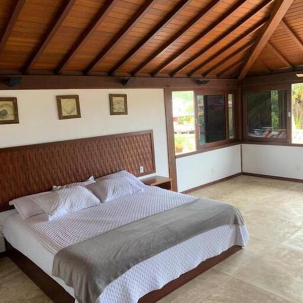 Villa Dera Búzios Casa frente canal com deck privativo 7 quartos piscina spa e lazer completo - Foto 2