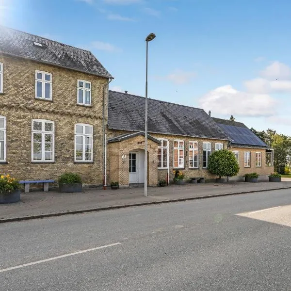 2 Bedroom Beautiful Apartment In Sydals, Hotel in Skovby