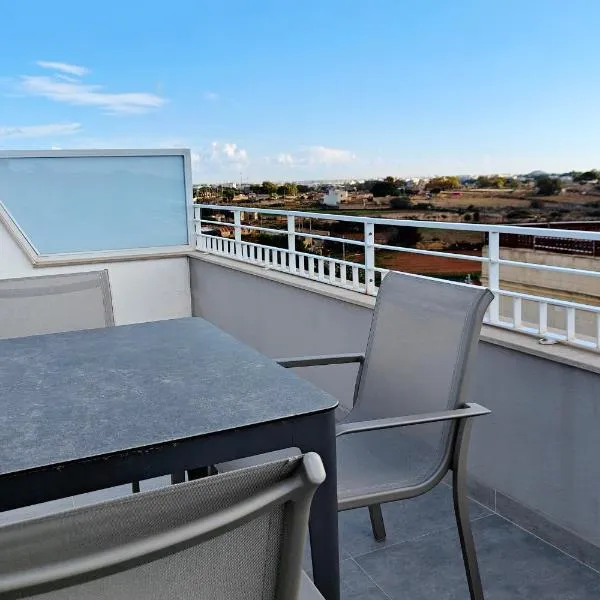 Blue Pearl, hotel in Żurrieq