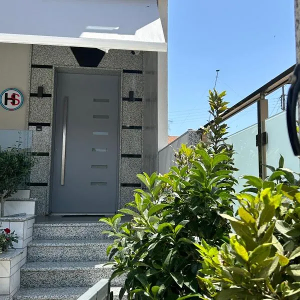 Afoi Hasalla Apartments 1, hotel v destinácii Nea Fokea