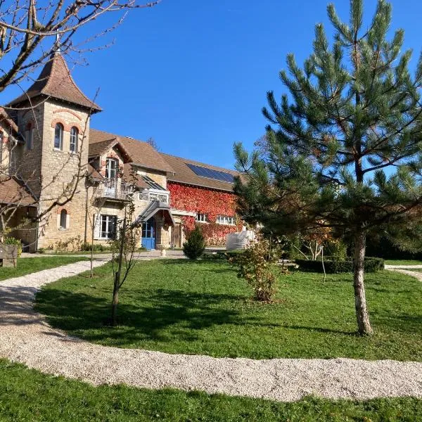Chambres d'hôtes Le Relais de la Perle, hotel v destinaci Le Vernois