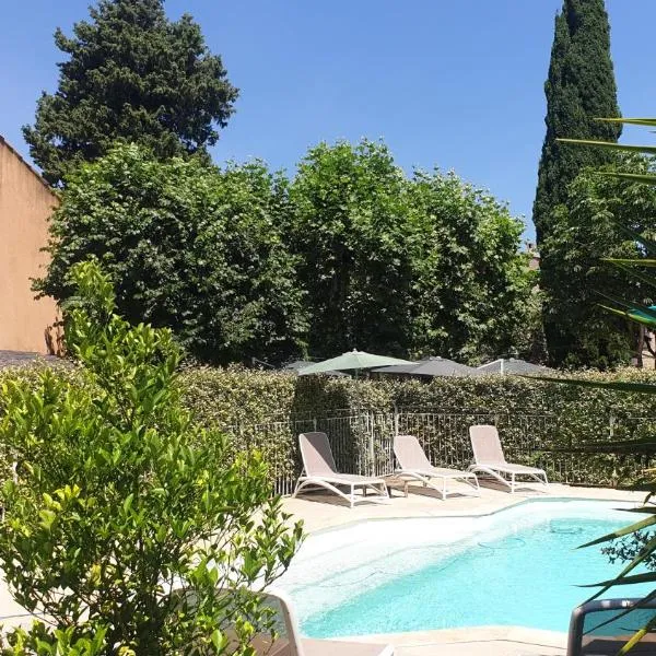 Auberge de la Cauquiere, hotel v destinácii Le Beausset