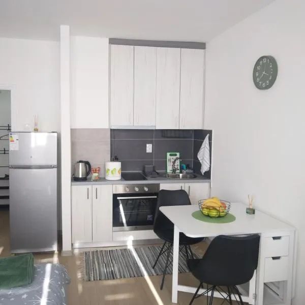 Una Studio Apartman, hotel in Sombor