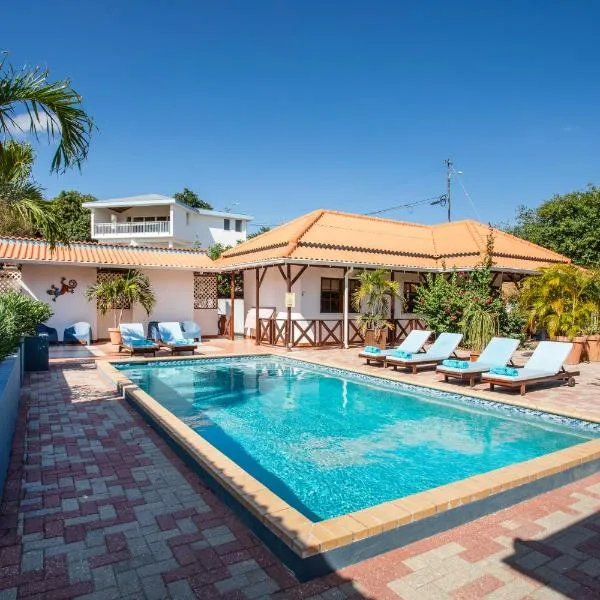 Bloublou Apartments Curaçao, hotel v destinaci Jan Thiel