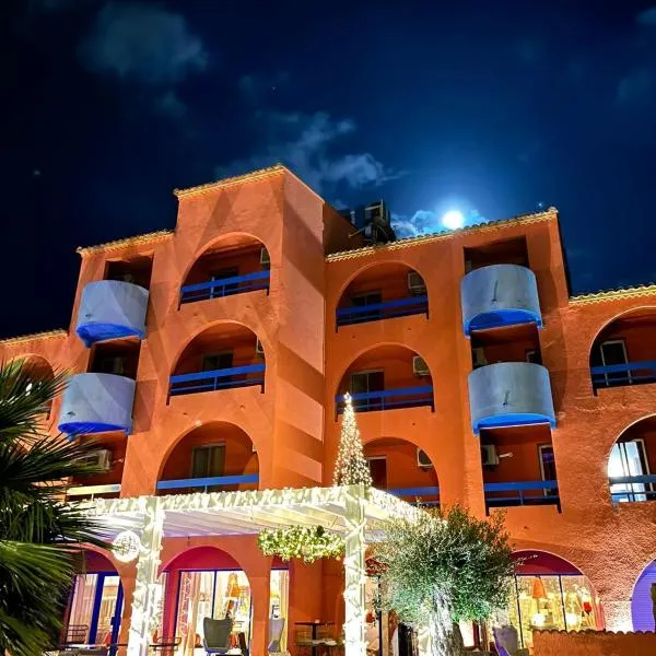 Cit'Hotel des 2 Golfs, hotel v destinácii Port Leucate