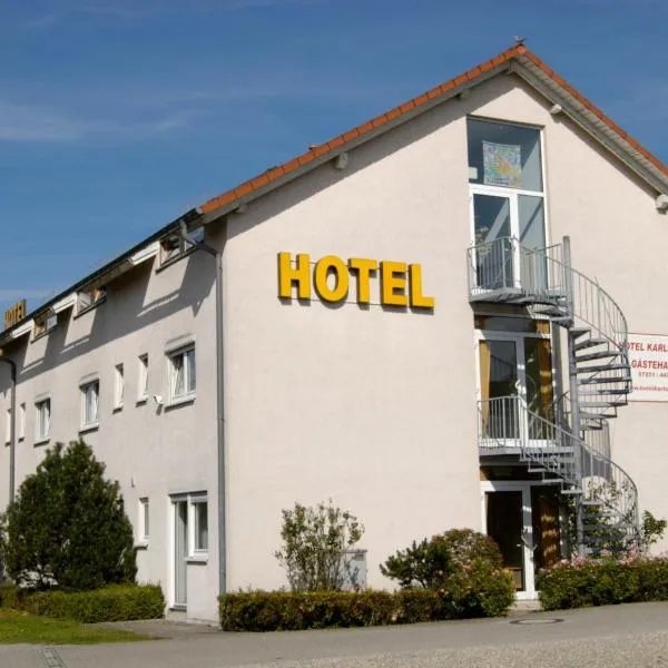 Hotel Karlshof, hotell i Karlsdorf-Neuthard