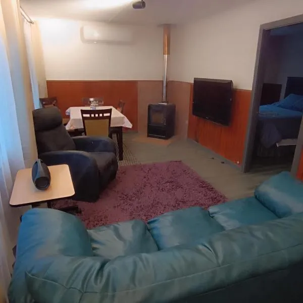 Cabaña Álamos de Llancahue, hotel in Valdivia