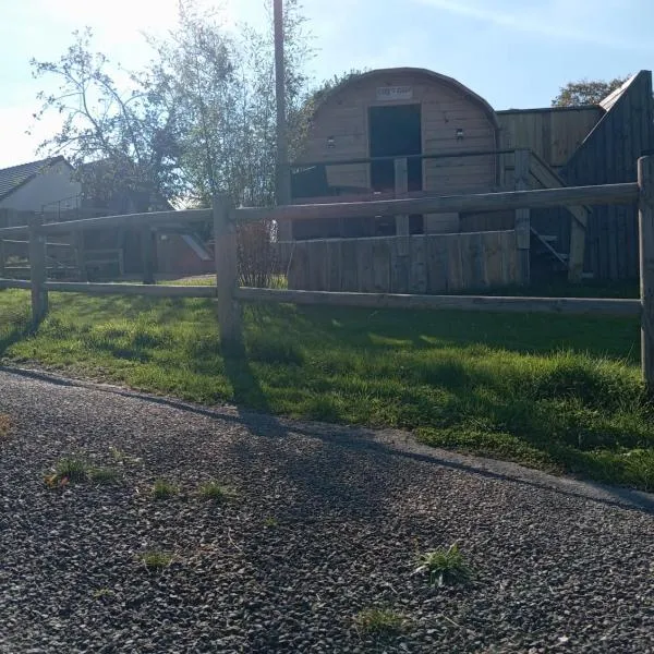cht'i roulotte, hotel v destinácii La Neuville-du-Bosc